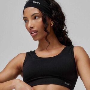 SEFI timeless bra- jet black